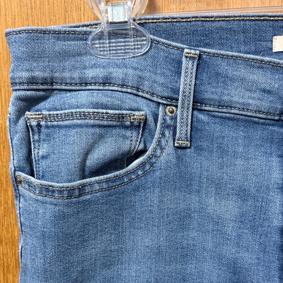 Levi's Classic Blue Slimming Skinny Jeans 31 - Picture 4 of 12